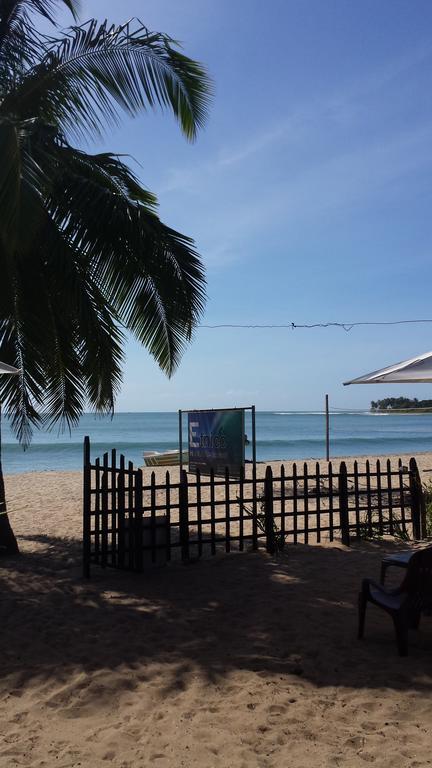 Etnico Surf Resort Arugam Bay Luaran gambar